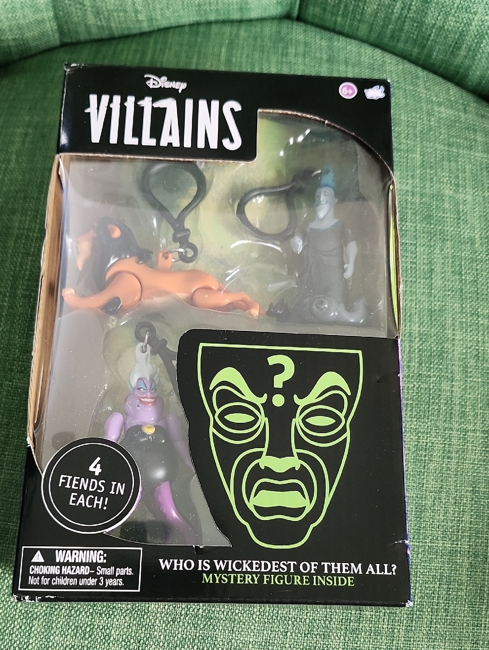 Disney Villains Mystery Figure Bag Clip Pack - Black, Green, Purple